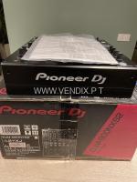 Pioneer CDJ-3000, Pioneer CDJ 2000NXS2, Pioneer DJM 900NXS2 , Pioneer DJ DJM-V10