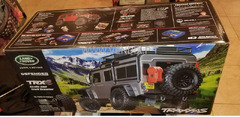 Traxxas TRX-4 1/10 Scale Trail Rock Crawler W/Land Rover Defender