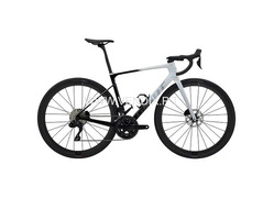 2024 Giant Defy Advanced Pro 1 Road Bike