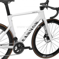2025 Canyon Aeroad CF SLX 7 AXS Road Bike (indoracycles.com)
