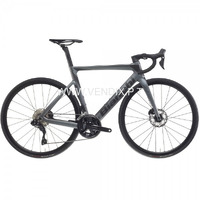 2025 Bianchi Oltre Race 105 Di2 Carbon Road Bike (zonacycles.com)