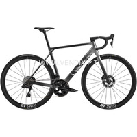 2026 Canyon Ultimate CFR Di2 Road Bike (WORLDRACYCLES)